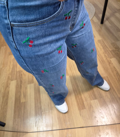 Pantalón Vaquero cerezas 🍒