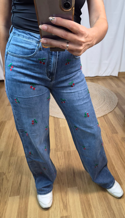 Pantalón Vaquero cerezas 🍒