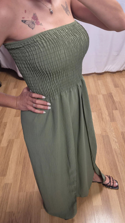 Mono Capri Verde Fruncido - detalle top fruncido