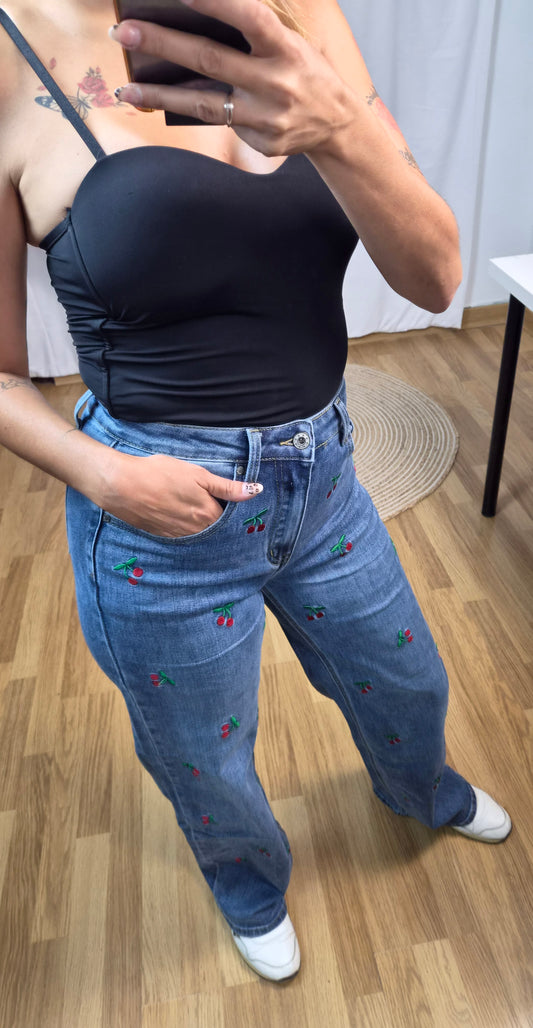 Pantalón Vaquero cerezas 🍒